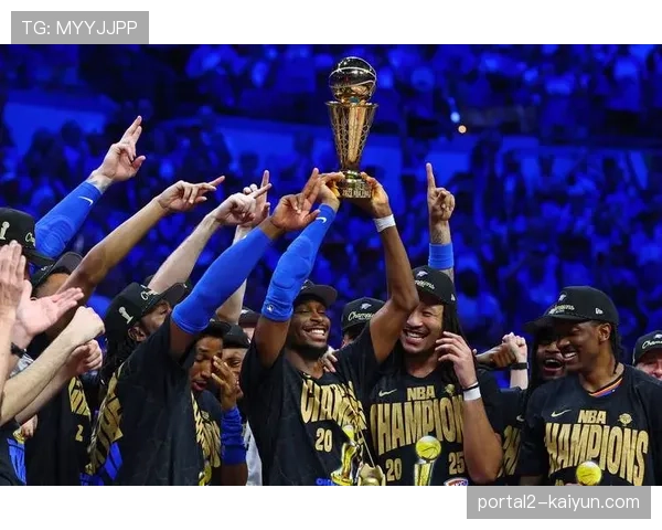 雷霆击败太阳战术复盘:亚历山大持球突破分球创造联盟本月最高单场助攻转化率。 雷霆击败太阳战术复盘:亚历山大持球突破分球创造联盟本月最高单场助攻转化率。